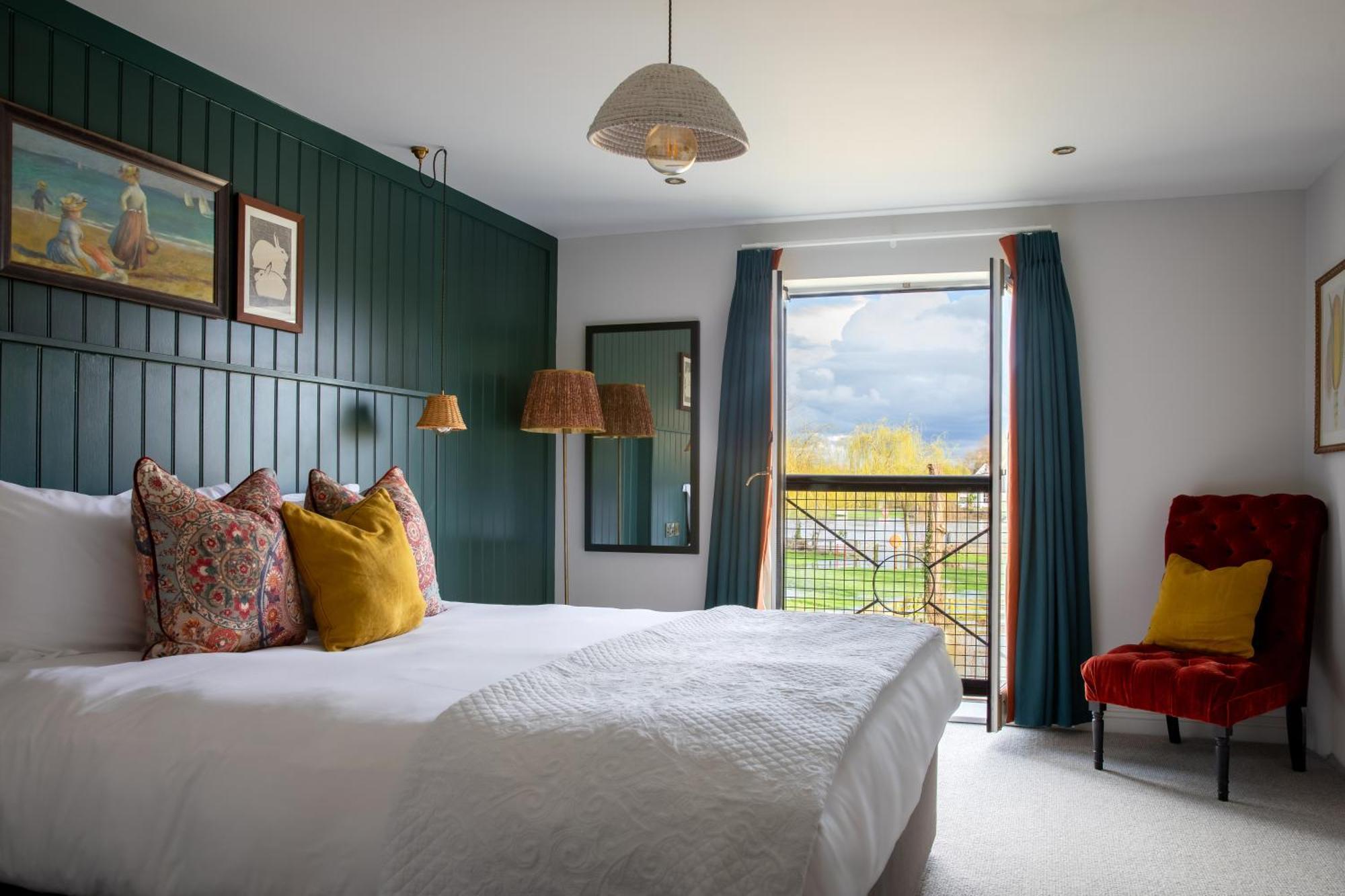 The Bridge Hotel Chertsey Kültér fotó