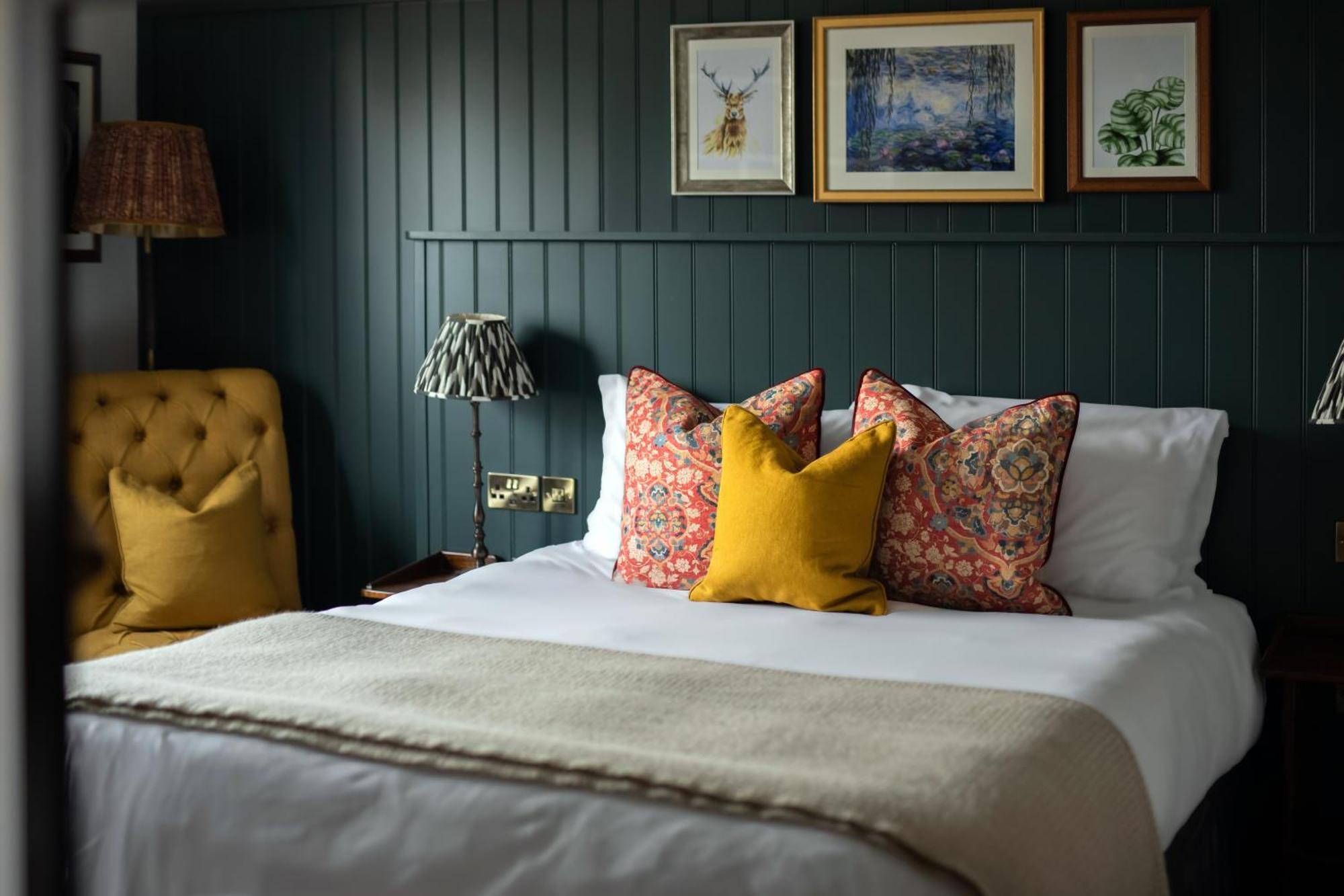 The Bridge Hotel Chertsey Kültér fotó