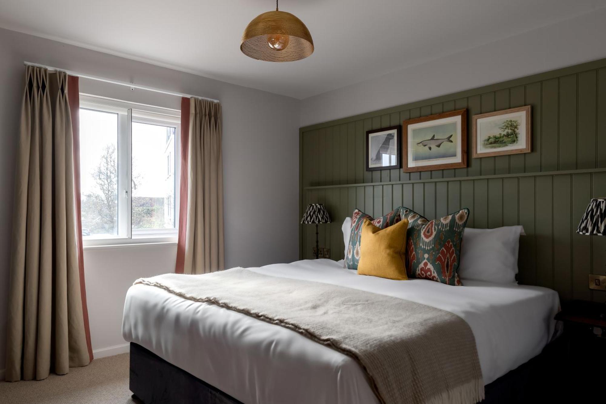 The Bridge Hotel Chertsey Kültér fotó