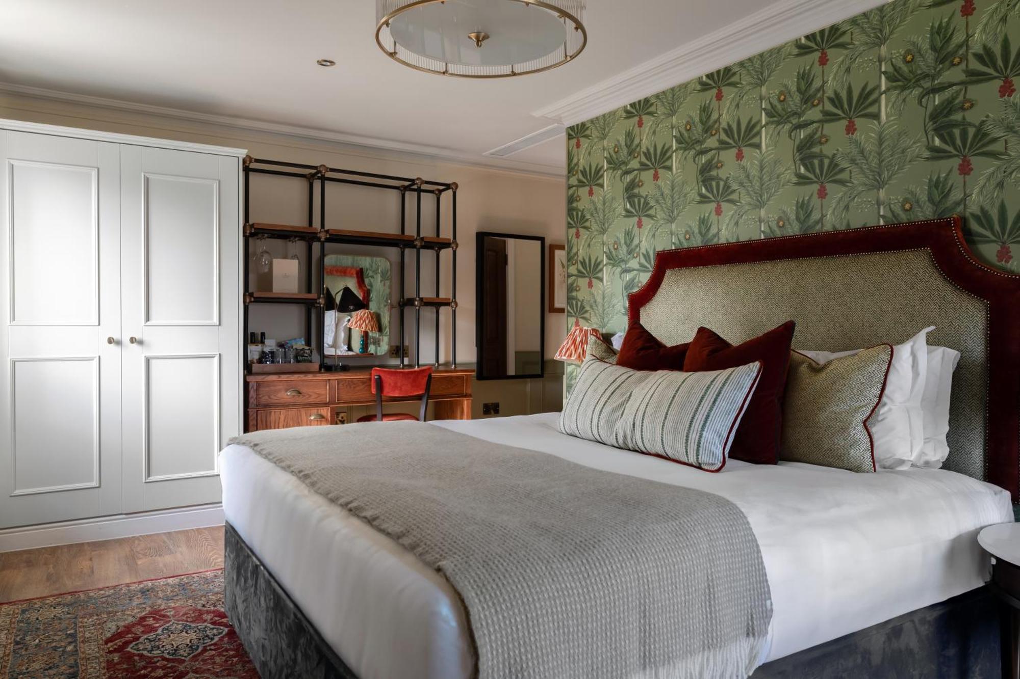 The Bridge Hotel Chertsey Kültér fotó