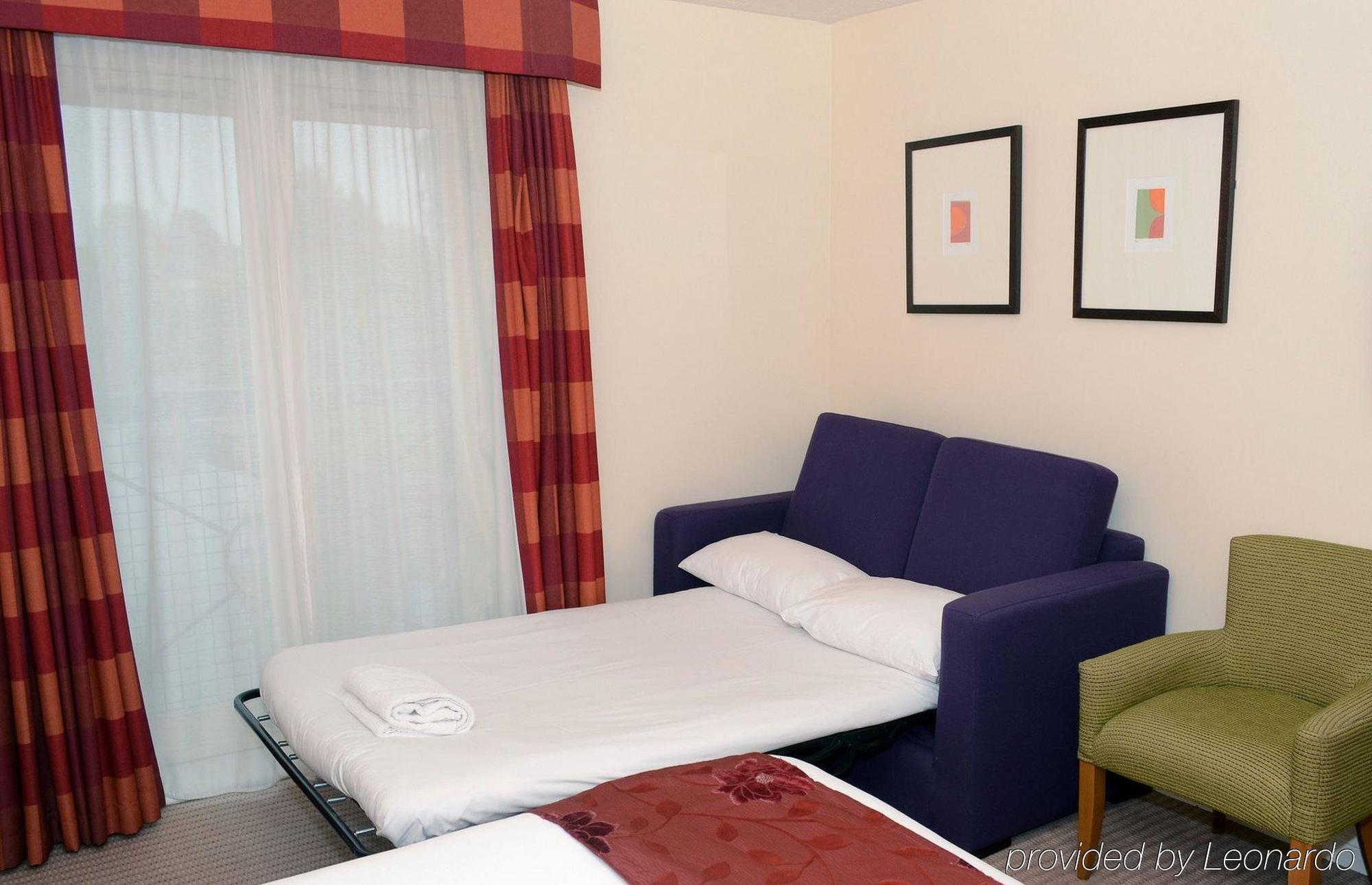 The Bridge Hotel Chertsey Kültér fotó