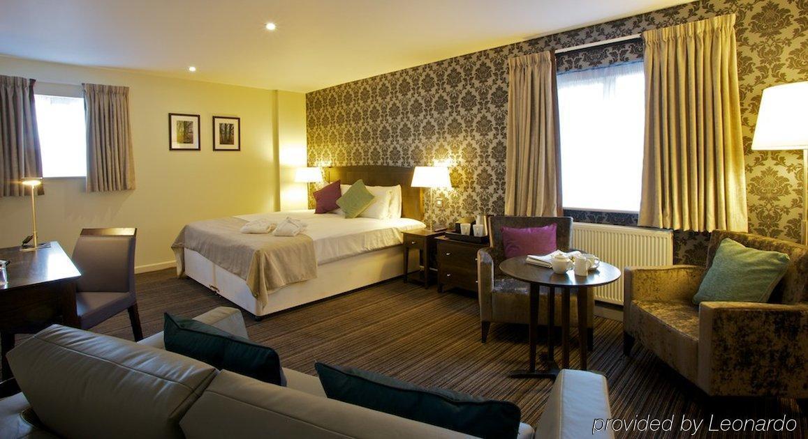 The Bridge Hotel Chertsey Kültér fotó